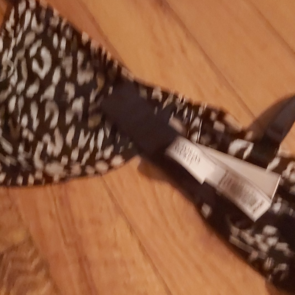 Bars - Picture 4 of 5